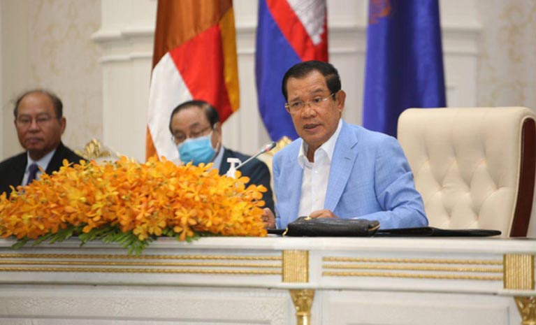 ​សម្តេច​តេជោ ហ៊ុន សែន ប្រកាស​ផ្អាក​បុណ្យចូលឆ្នាំ​ខ្មែរ ដើម្បី​ទប់ស្កាត់​ជំងឺ​កូវី​ដ ចំណែក​ស្ថាប័ន​រដ្ឋ​-​ឯកជន​បន្ត​ធ្វើការ​ធម្មតា ប៉ុន្តែ​ត្រូវ​ទទួល​ទេវតា​ដូច​រាល់​ឆ្នាំ​