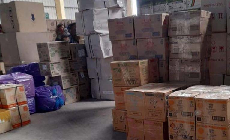 ក្រុមឈ្មួញថាគយច្រកទ្វារអន្តរជាតិប៉ោយប៉ែតឃុបឃឹតគ្នាប្រព្រឹត្តអំពើពុករលួយ