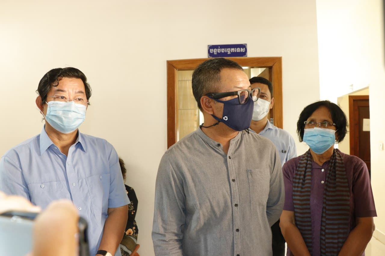 ថ្ងៃដំបូង ៤ ពាន់ដូស ក្នុងយុទ្ធនាការចាក់វ៉ាក់សាំង ស៊ីណូវ៉ាក់ នៅខេត្តសៀមរាប !