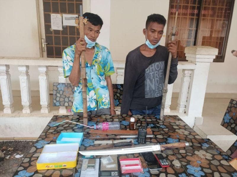 កម្លាំងជំនាញការិយាលយ័ប្រឆាំងគ្រឿងញៀនឃាត់ ខ្លួនជនសង្ស័យ២នាក់ពាក់ព័ន្ធករណីរក្សាទុក ជួញដូរ សមគំនិតនិងប្រើប្រាស់ដោយខុសច្បាប់នូវសារធាតុញៀន