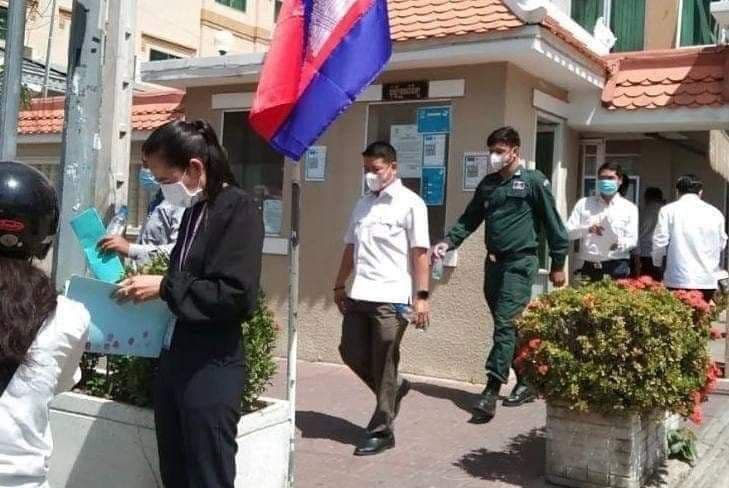 ឃាត់ខ្លួនឧត្តមសេនីយ៍ម្នាក់ ករណីឆបោក ប្រាក់ រត់ការចូលបម្រើការងារជាមន្ត្រីនគរបាលជាតិ ជាង២ម៉ឺនដុល្លារ