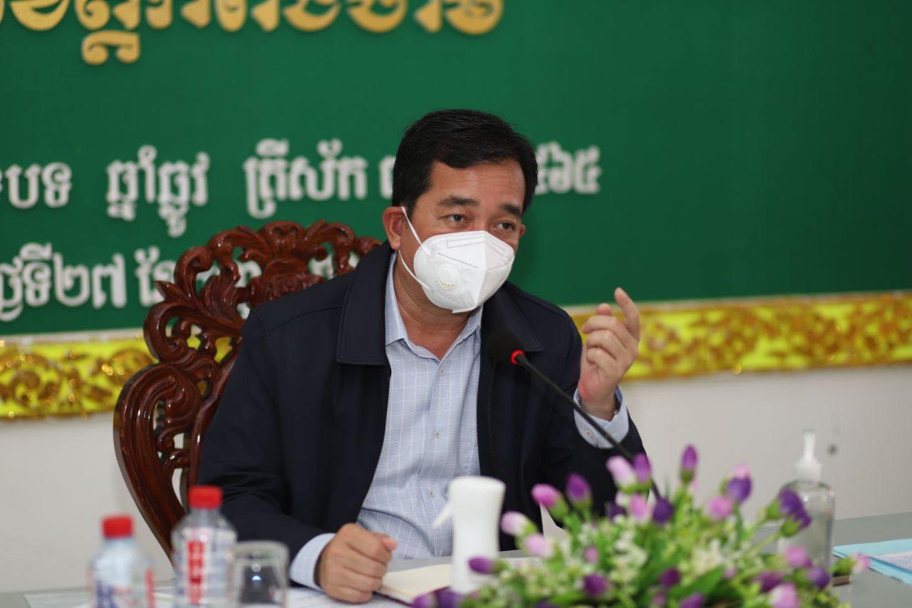 អភិបាលខេត្ត ដឹកនាំកិច្ចប្រជុំត្រួតពិនិត្យ ការឆ្លងរីករាលដាល នៃជម្ងឺកូវីដ ១៩ ក្នុងខេត្តកំពង់ចាម