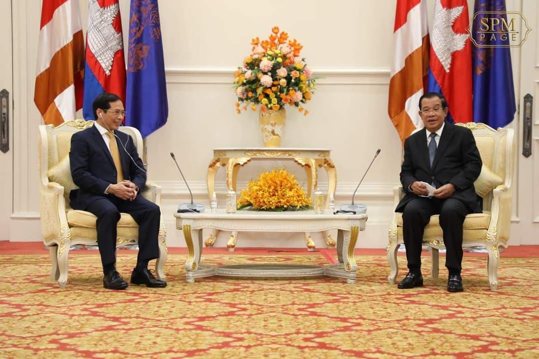 សម្ដេចតេជោ ហ៊ុន សែន អញ្ជើញទទួលជួបពិភាក្សាការងារជាមួយរដ្ឋមន្ត្រីការបរទេសវៀតណាម