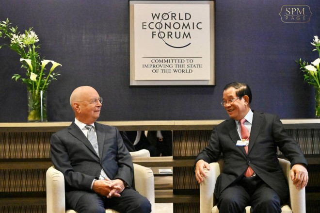 សម្ដេចតេជោ ហ៊ុន សែន ទទួលជួបពិភាក្សាការងារជាមួយ ស្ថាបនិកនិងប្រធានវេទិកាសេដ្ឋកិច្ចពិភពលោក