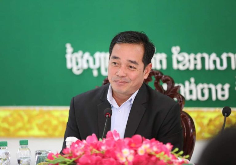 ​អភិបាលខេត្ត​កំពង់ចាម ដាក់​គោលការណ៍ ៤ ចំណុច ពាក់ព័ន្ធ​ការប្រមូល​សំរាម​របស់​ក្រុមហ៊ុន​ស៊ីន​ទ្រី នៅក្នុង ៨ ក្រុង ស្រុក​