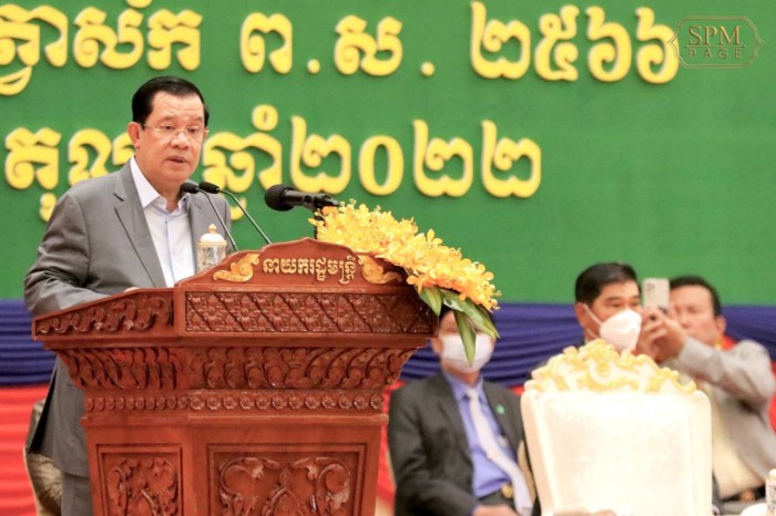 សម្តេចតេជោ ហ៊ុន សែន អញ្ជើញប្រគល់សញ្ញាបត្រ ដល់និស្សិតវិទ្យាស្ថានវ៉ាន់ដា ជិត៤ពាន់នាក់