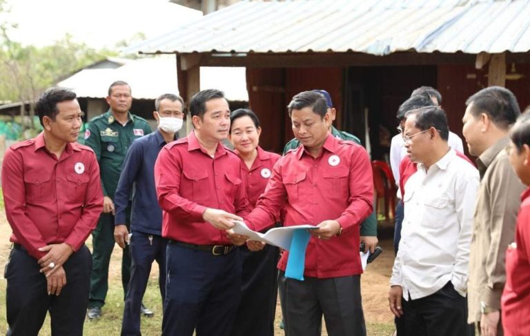 ឯកឧត្តម អ៊ុន ចាន់ដា អញ្ជើញចុះពិនិត្យមើលទីតាំងសម្រាប់សាងសង់អគារប៉ុស្តិ៍នគរបាលរដ្ឋបាល ឃុំសូរសែន្យ