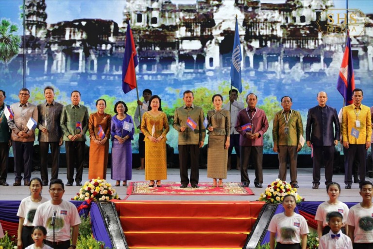 សម្តេចមហាបវរធិបតី ហ៊ុន ម៉ាណែត លោកជំទាវ អញ្ជើញក្នុងពិធីអបអរសាទរ «រមណីយដ្ឋានប្រាសាទកោះកេរ» ដាក់ចូលក្នុងបញ្ជីបេតិកភណ្ឌពិភពលោក