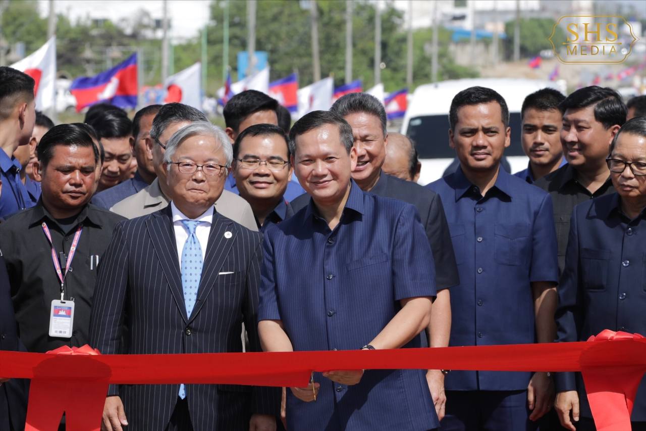 សម្តេចមហាបវរធិបតី ហ៊ុន ម៉ាណែត និងឯកឧត្តមឯកអគ្គរាជទូតជប៉ុន ប្រចាំនៅកម្ពុជា អញ្ជើញជាអធិបតី សម្ពោធបើកឱ្យប្រើប្រាស់ជាផ្លូវការ នូវកំណាត់ផ្លូវជាតិលេខ៥ ចាប់ពីព្រែកក្ដាម ទៅដល់បាត់ដំបង