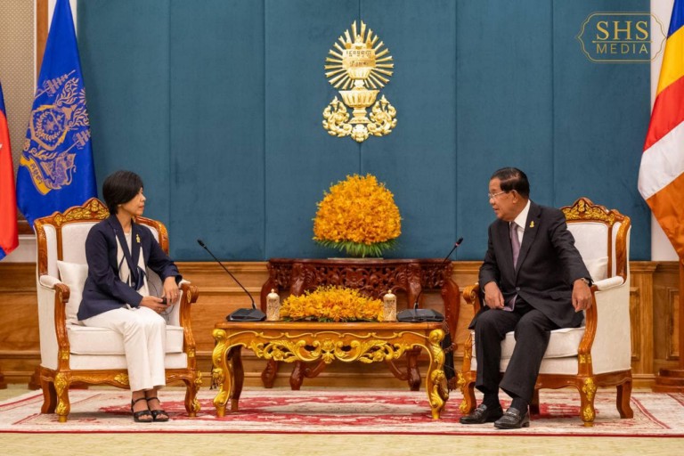 សម្ដេចតេជោ ហ៊ុន សែន អនុញ្ញាត ឯកអគ្គរដ្ឋទូតកាណាដា ចូលជួបសំដែងការគួរសម និងពិភាក្សាការងារ