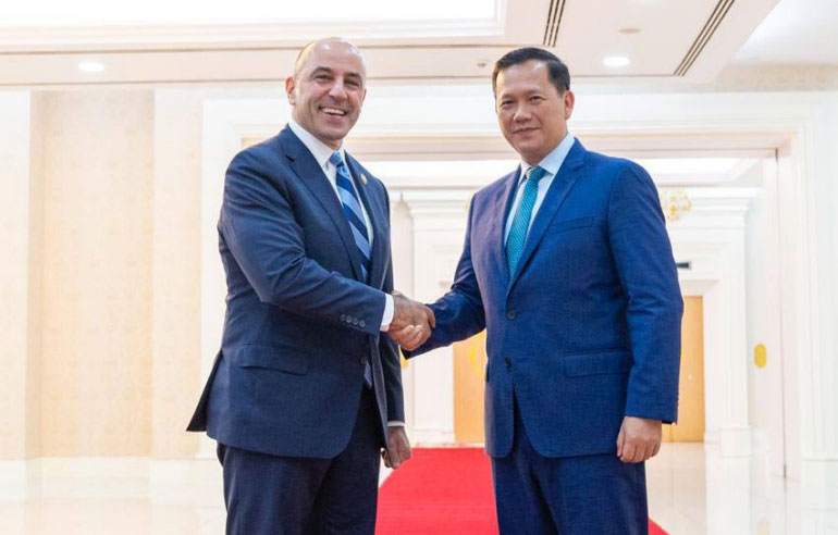 គណៈប្រតិភូសភាសហរដ្ឋអាមេរិកគូសបញ្ជាក់អំពីការបន្តធ្វើការជាមួយរដ្ឋាភិបាលសហរដ្ឋអាមេរិកដើម្បីជំរុញការពង្រឹងទំនាក់ទំនង និងកិច្ចសហប្រតិបត្តិការក្នុងភាពជាដៃគូរវាងអាមេរិក-កម្ពុជា ឱ្យកាន់តែរឹងមាំ