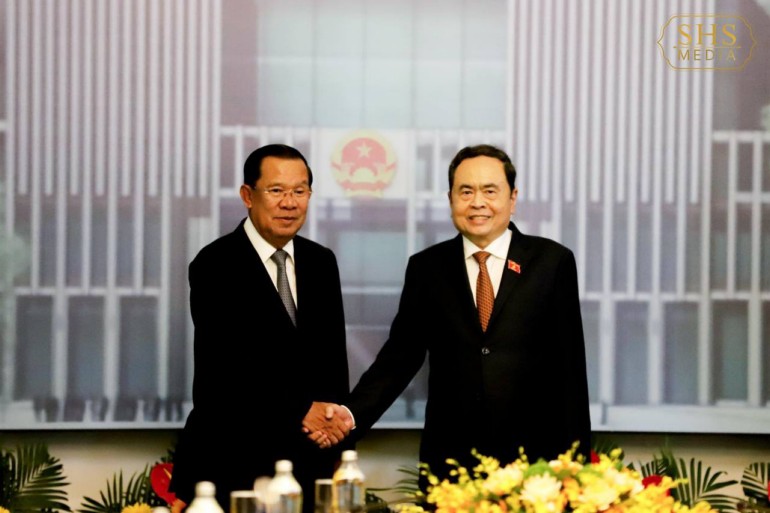 សម្តេចតេជោ ហ៊ុន សែន ជួបសំដែងការគួរសម និងពិភាក្សាការងារជាមួយ ឯកឧត្តម ជិន ថាញ់មិន ប្រធានរដ្ឋសភាវៀតណាម