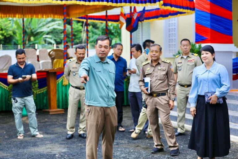 ឯកឧត្តម អ៊ុន ចាន់​ដា បាន​ដឹកនាំ​ក្រុមការងារ អញ្ជើញ​ចុះ​ត្រួតពិនិត្យ​ទីតាំង​រៀបចំ​ប្រារព្ធ​ពិធី​សម្ពោធ​ដាក់ឲ្យ​ប្រើប្រាស់​ជា​ផ្លូវការ អគ្គា​សាខាសមាគម​អតីតយុទ្ធជន ខេត្ត​កំពង់ចាម​