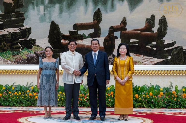 សម្តេចតេជោ ហ៊ុន សែន អញ្ជើញទទួលបដិសណ្ឋារកិច្ចស្វាគមន៍ដំណើរបំពេញទស្សនកិច្ចផ្លូវរដ្ឋ ប្រធានាធិបតី ហ្វីលីពីន