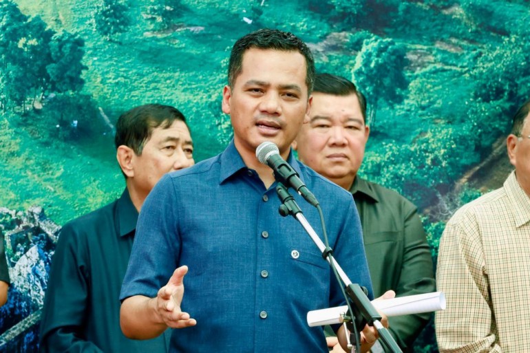 ឯកឧត្តម​អភិ​សន្តិ​បណ្ឌិត ស សុខា ប្រាប់​ពលរដ្ឋ​ភៀ​សសឹក នៅ​ជំរំ​វត្ត​ពោធិ៍ ៥​ពាន់​ដើម អំពី​យុទ្ធសាស្ត្រ​ដឹកនាំ​ជាតិ​ដ៏​អង់អាច​ឈ្លាសវៃ​របស់​សម្ដេច​ធិបតី ហ៊ុន ម៉ា​ណែ​ត​!