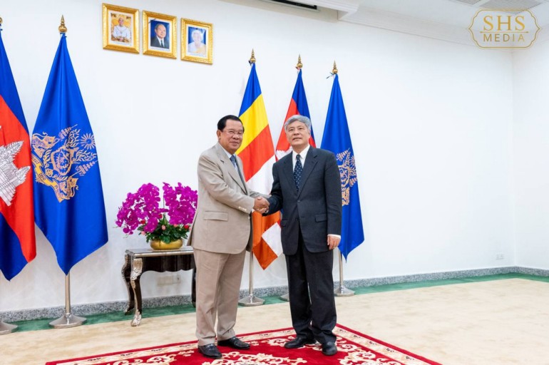 សម្តេច​តេជោ ហ៊ុន សែន អនុញ្ញាត​ឱ្យ​ឯកឧត្តម Xie Chuntao អនុប្រធាន​ប្រតិបត្តិ​សាលា​បក្ស​នៃ​គណៈកម្មាធិការ​មជ្ឈិមបក្ស​កុម្មុយនីស្ត​ចិន ចូលជួប​សម្ដែង​ការគួរសម​​