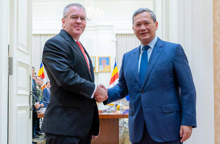 ឧបការីរដ្ឋមន្ត្រីការបរទេសអាម៉េរិក៖ ឯកឧត្តមប្រធានាធិបតី Donald Trump បន្តយកចិត្តទុកដាក់ចំពោះស្ថានការណ៍ព្រំដែនកម្ពុជា-ថៃ និងការអនុវត្តតាមស្មារតីនៃសេចក្តីថ្លែងការណ៍រួមទីក្រុងគូឡាឡាំពួរ