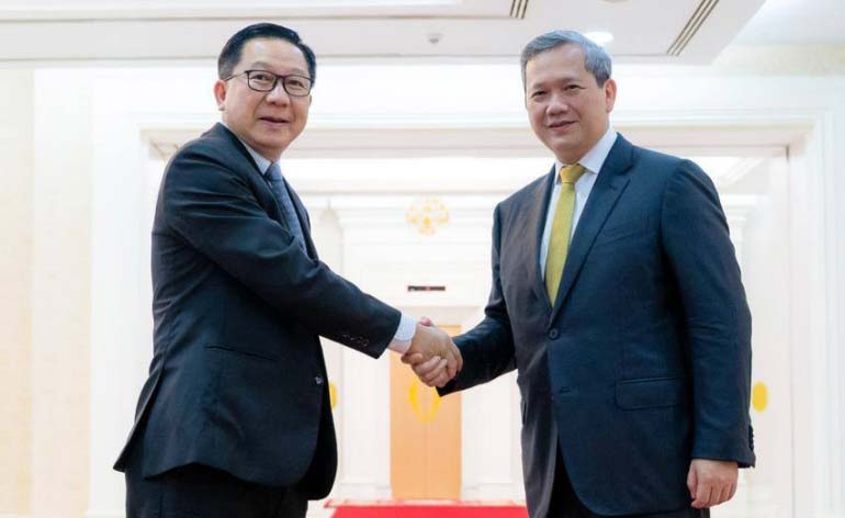 កម្ពុជា​-​ឡាវ ឯកភាព​ជំរុញ​កិច្ចសហប្រតិបត្តិកា​រដឹក​ជញ្ជូន​ផលិតផល​កសិកម្ម​ពី​កម្ពុជា ឆ្លងកាត់​ប្រទេស​ឡាវ ឆ្ពោះ​ទៅកាន់​ប្រទេស​ទី​៣