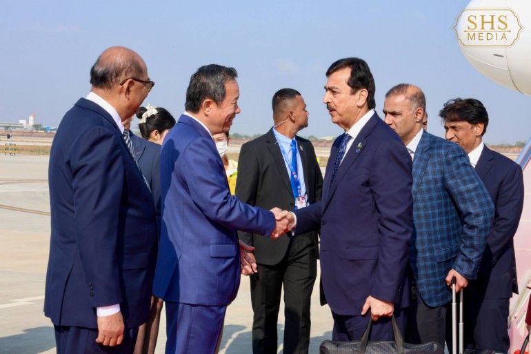 កម្ពុជា​សូម​ស្វាគមន៍​ឯកឧត្តម ស៊ី​យ៉េដ យូ​សាហ្វ រ៉ា​សា ហ្គី​ឡានី (Syed Yusuf Raza Gillani) ប្រធានព្រឹទ្ធសភា នៃ​សាធារណរដ្ឋ​អ៊ីស្លាម​ប៉ា​គី​ស្ថាន ក្នុងឱកាស​បំពេញ​ទស្សនកិច្ច​ផ្លូវការ​នៅ​ព្រះរាជាណាចក្រ​កម្ពុជា​